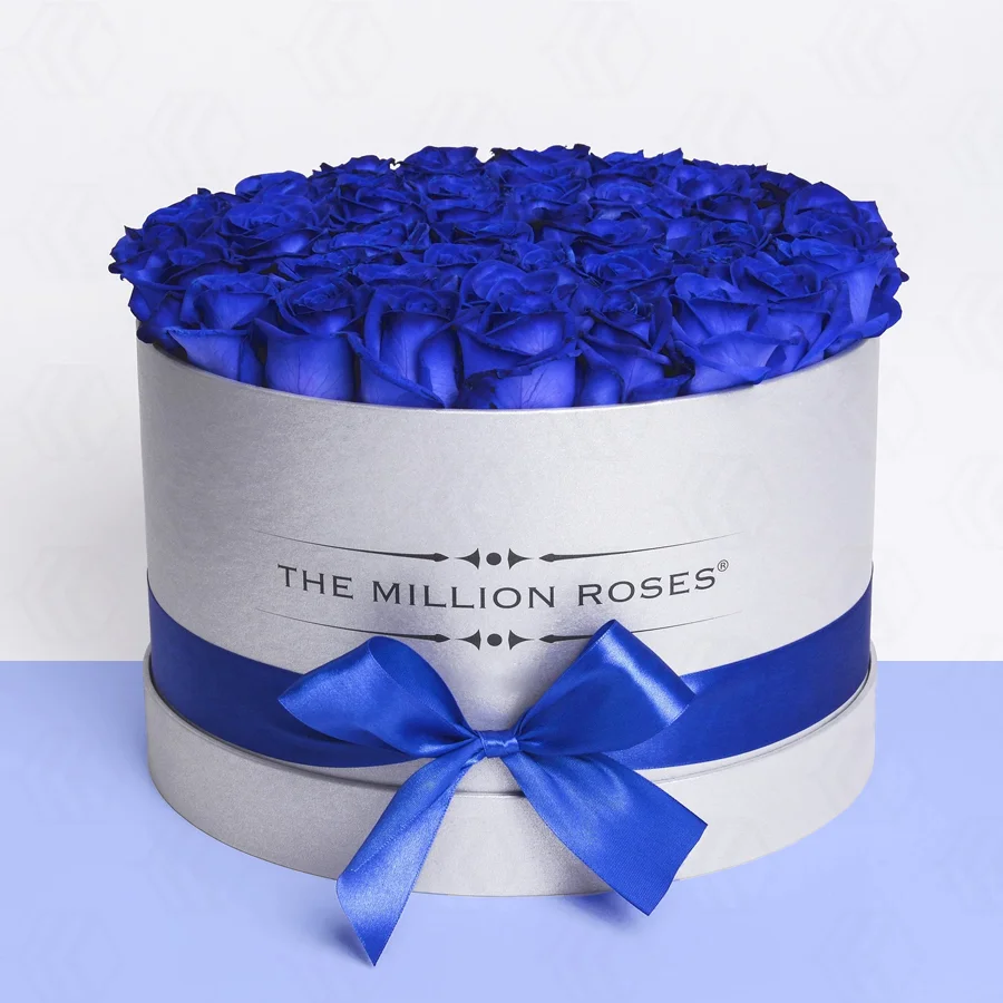 round boxes for flowers