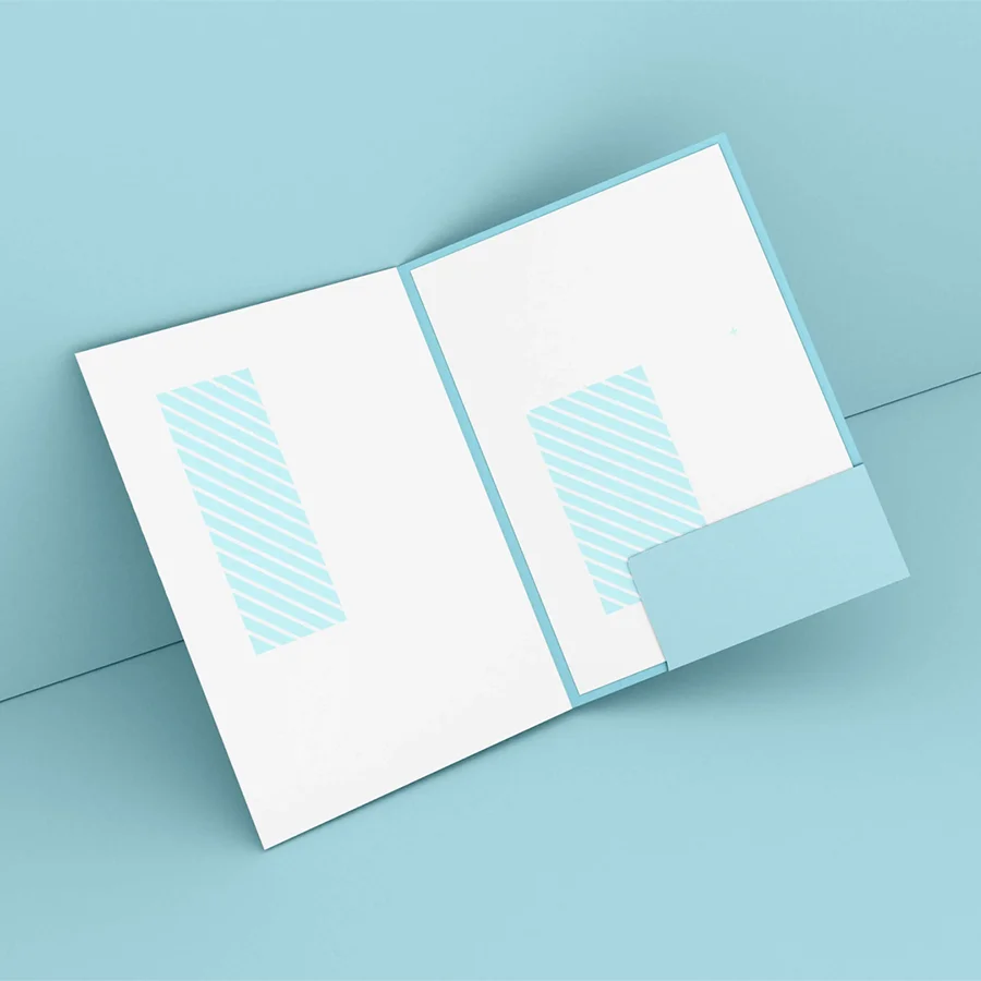 blank-glossy-presentation-folders