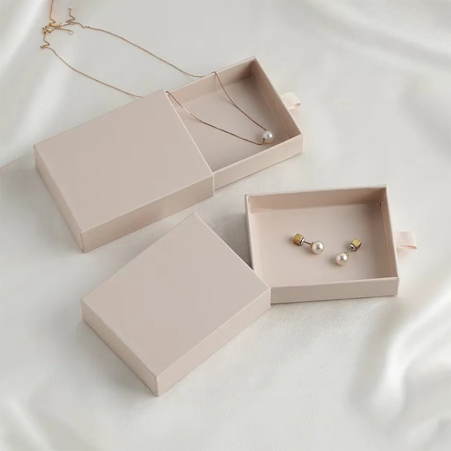 small-cardboard-jewelry-boxes